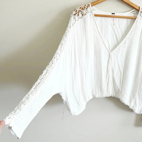Free People white boho Crochet Arms Blouse top size medium - Picture 6 of 11